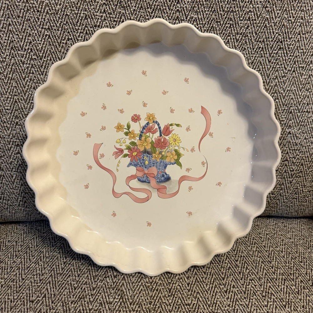 Ceramic Baking Dish‎ Pan Tart Quiche Pie Fluted Rim with Flower Basket Design